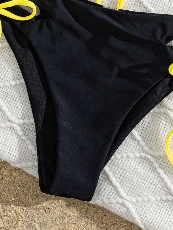 Conjunto Biquíni Brasil Hot Pant Com Amarração Lateral