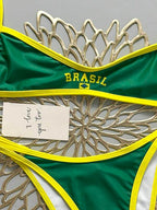 Biquíni Brasil Top Reto Com Calcinha Asa Delta