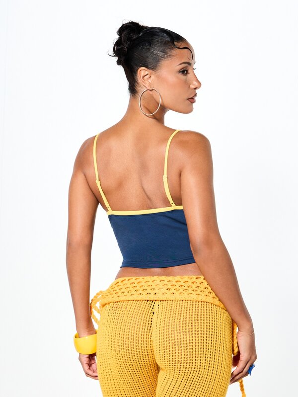 Conjunto Brasil Top Cropped Com Bermuda Crochê
